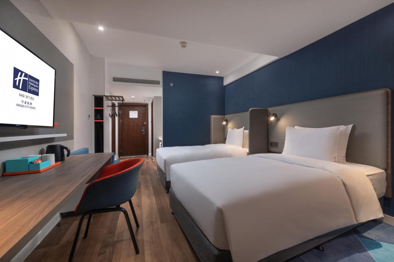 Holiday Inn Express Ningbo City Center By Ihg Buitenkant foto